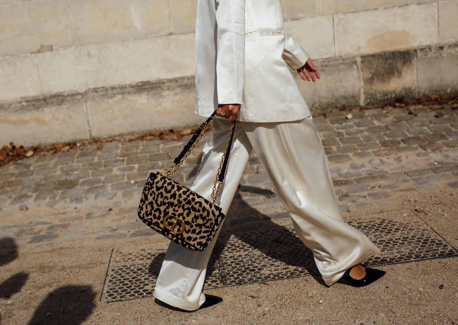 Quelles sont les tendances pantalons du printemps 2025 ? Mon tour d’horizon des 10 modèles à adopter sans hésiter